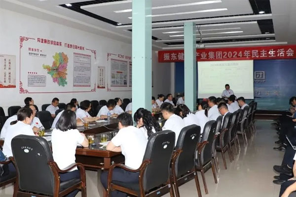 J9集团,月月有主题,企业管理,经营策略,案例分析